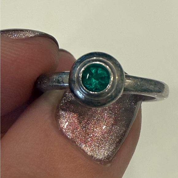 James Avery Craftsman Birthstone Ring (May emerald) - Picture 1 of 3